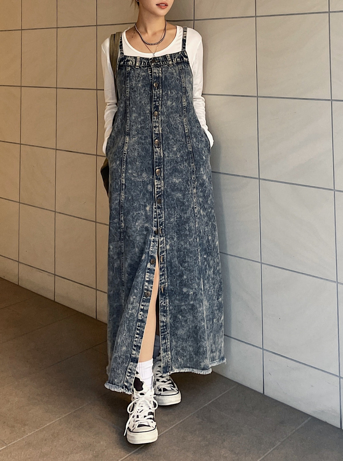 Button slit denim one piece(BLUE)