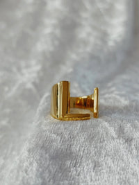 【1万円以上のお買い物でプレゼント】Initial ring