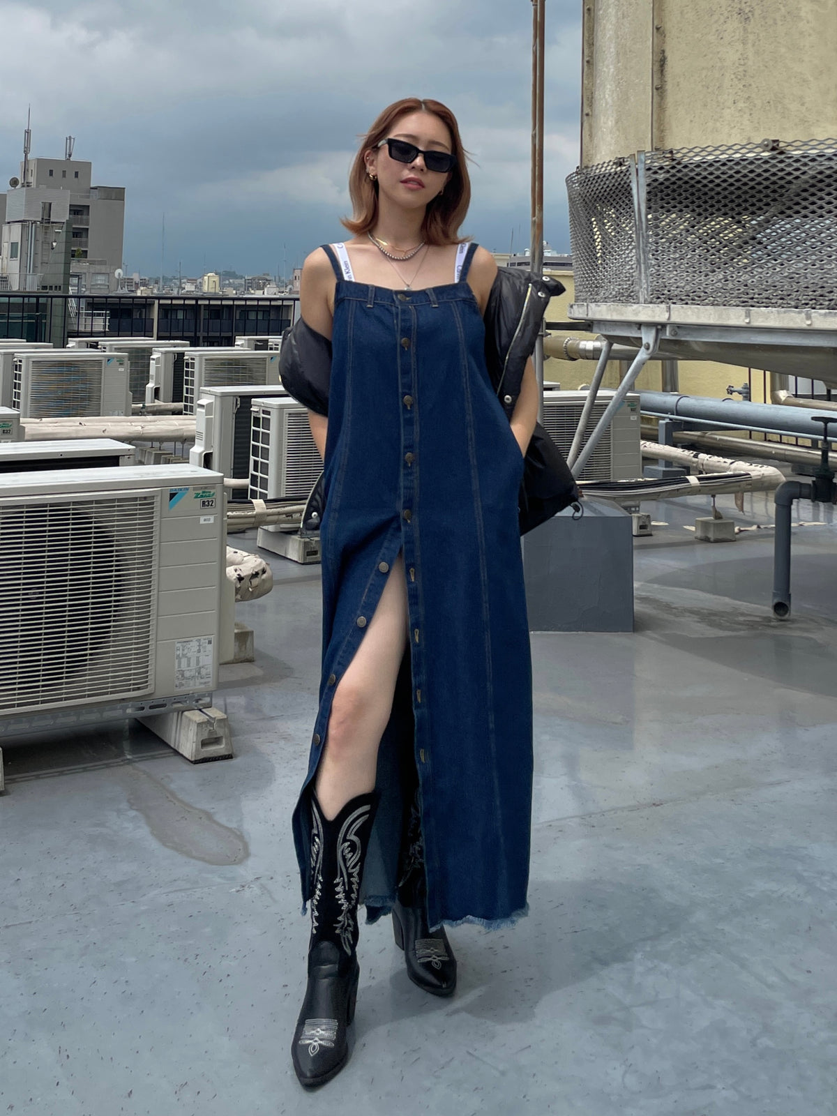 Button slit denim one piece(INDIGO)