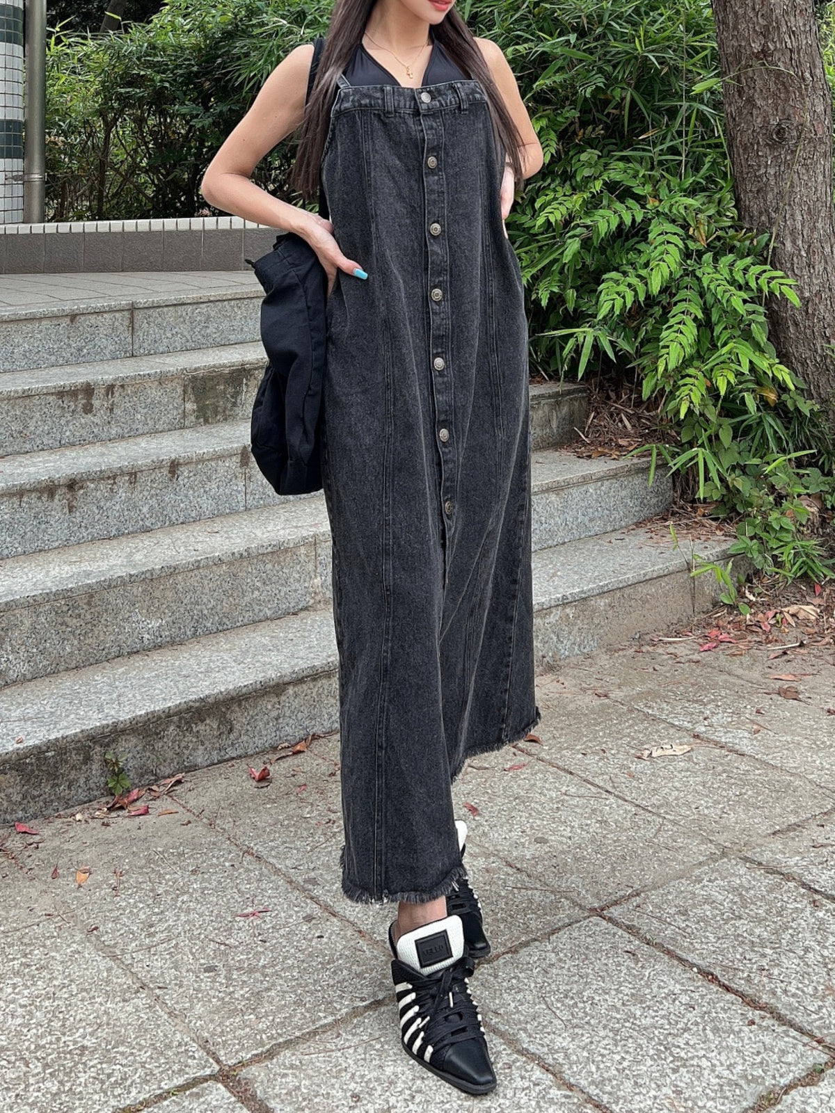 Button slit denim one piece(BLACK)