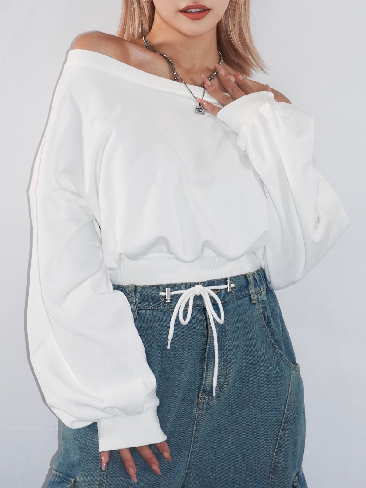 Back chuck off shoulder top