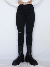 Damaged denim skinny