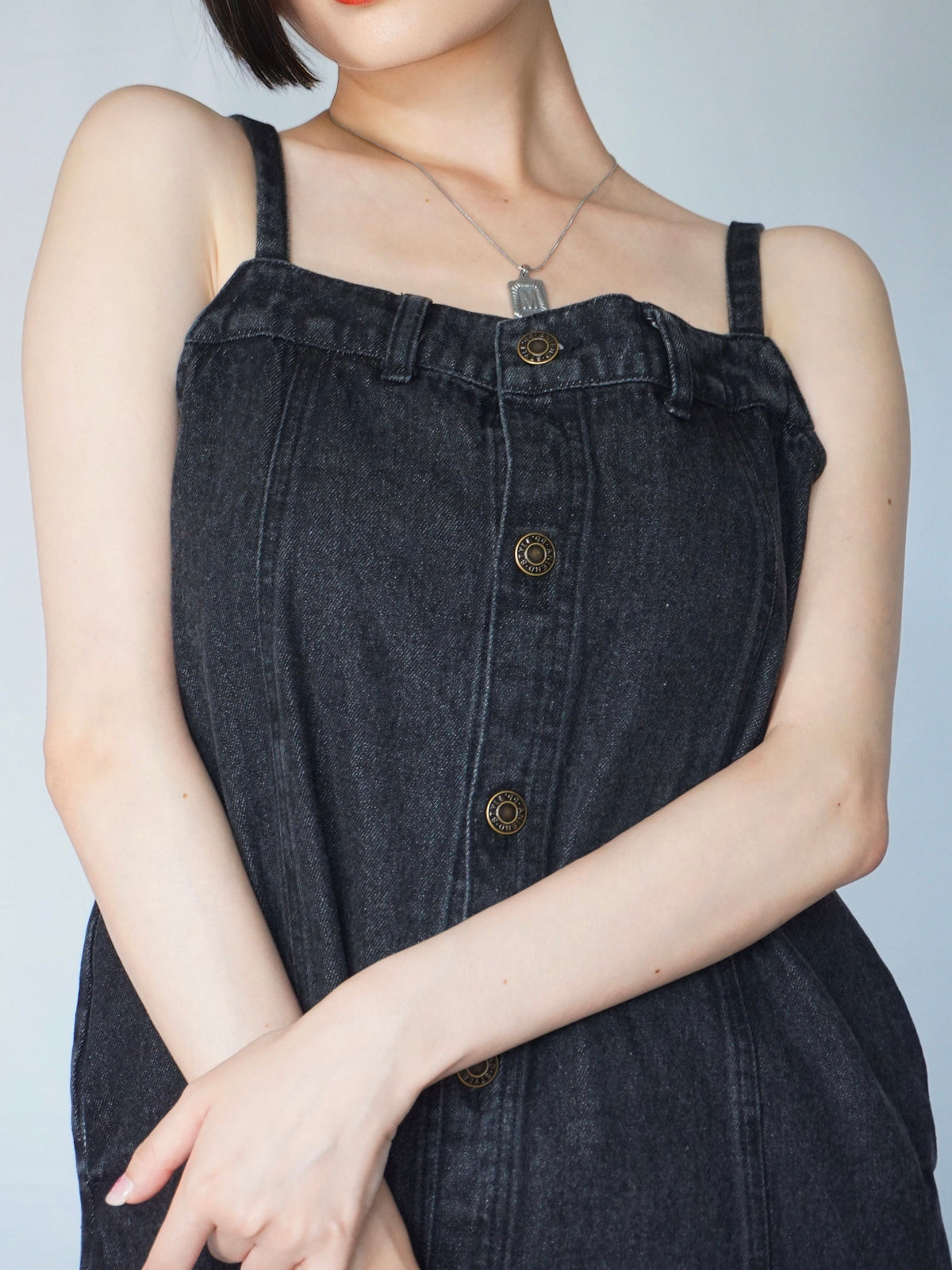 Button slit denim one piece(BLACK)