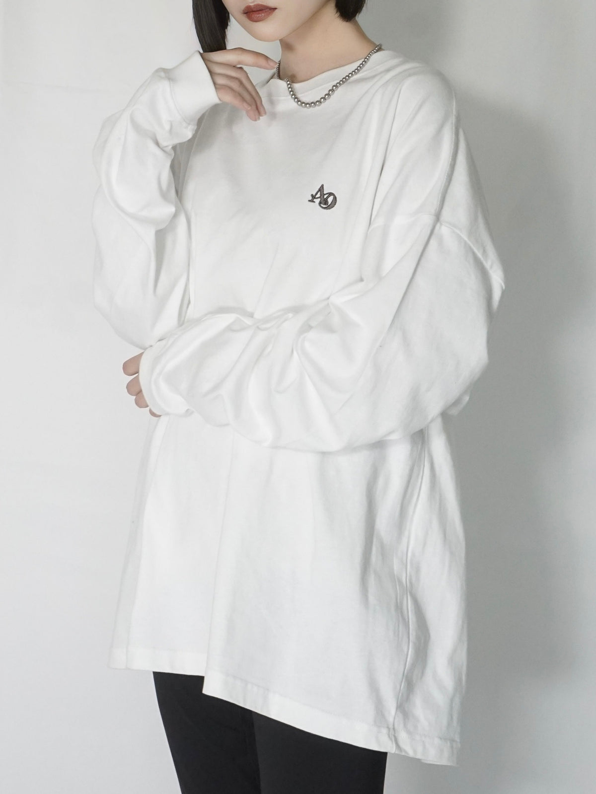 AD point logo long tee(WHITE)