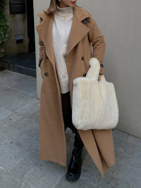 Fluffy tote bag