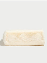 Fluffy tote bag