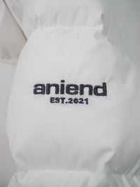 White light down blouson