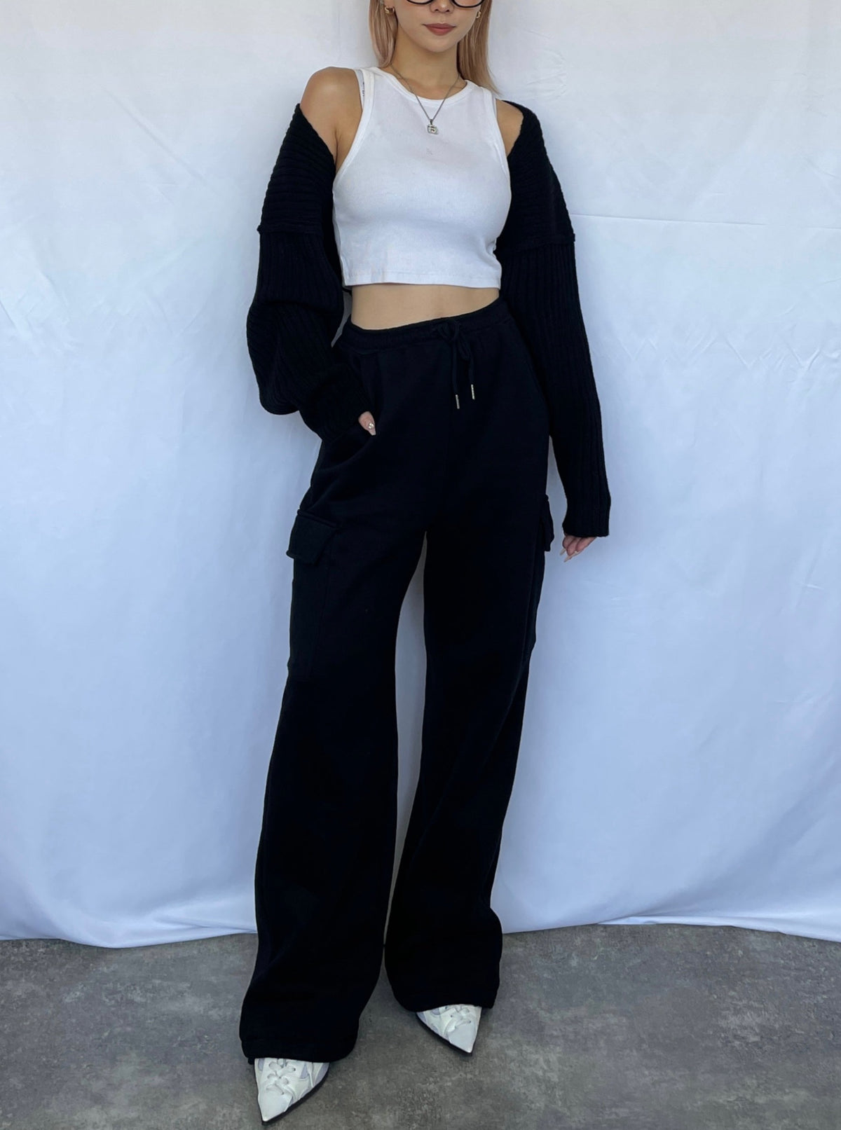 Cropped ＆ ２way cargo sweat setup（BLACK）
