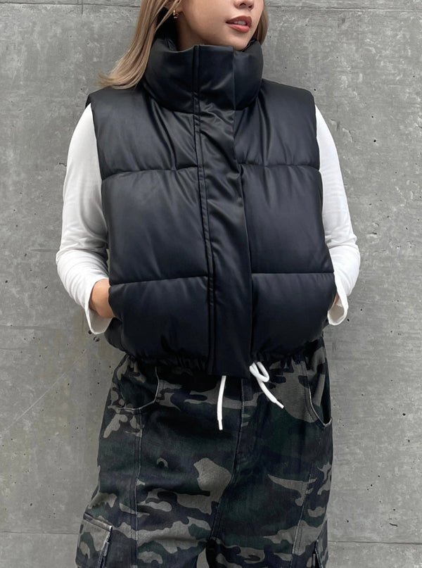 Fake leather compact vest（2color）