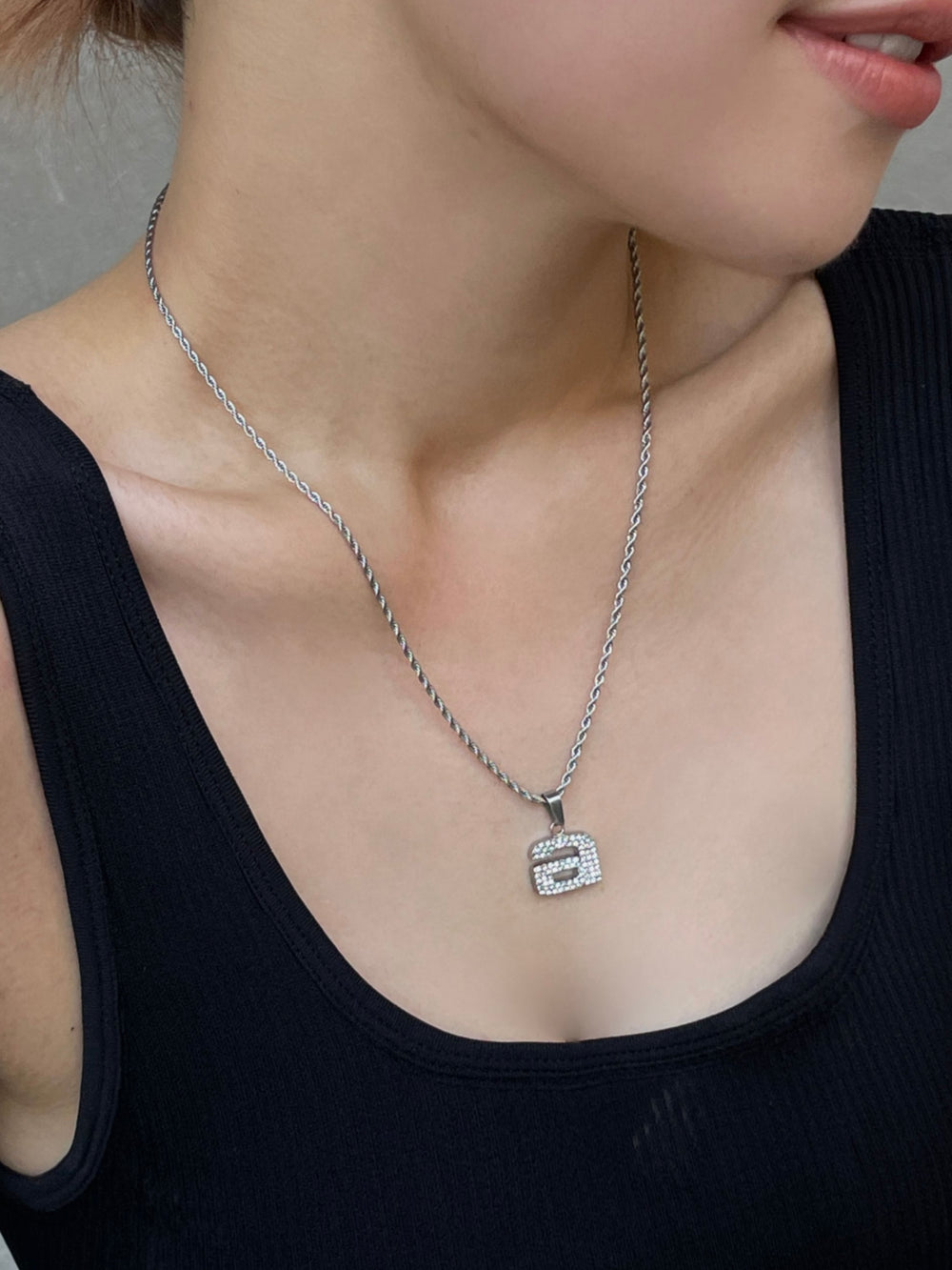 【1万円以上のお買い物でプレゼント】aniend charm necklace