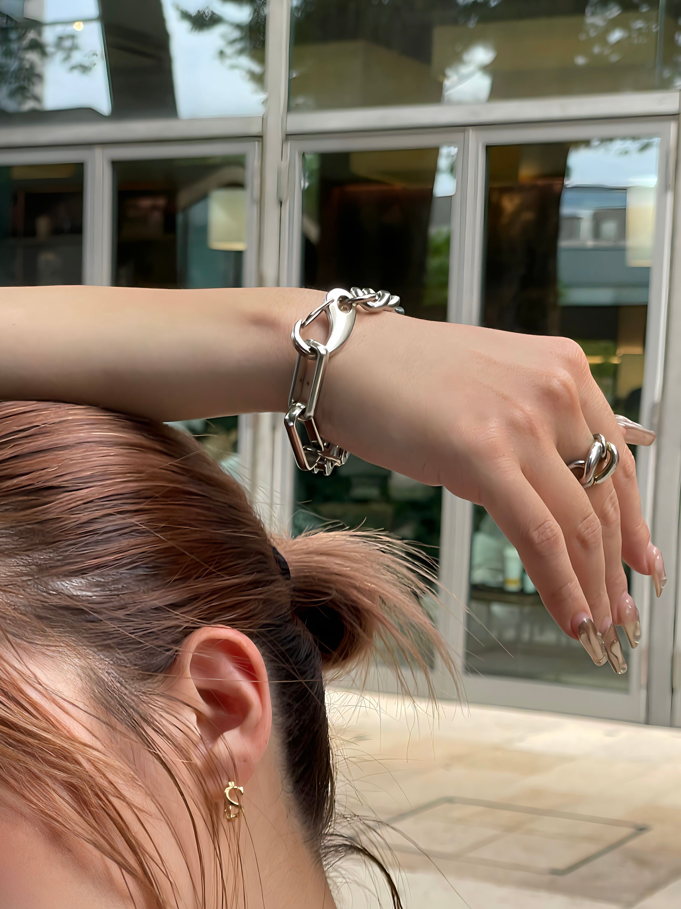 Carabiner chain bracelet – ANIEND