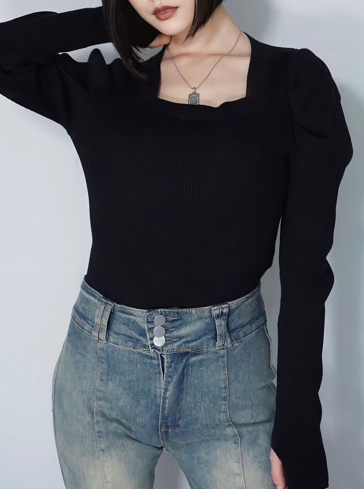 Design square neck knit（BLACK）