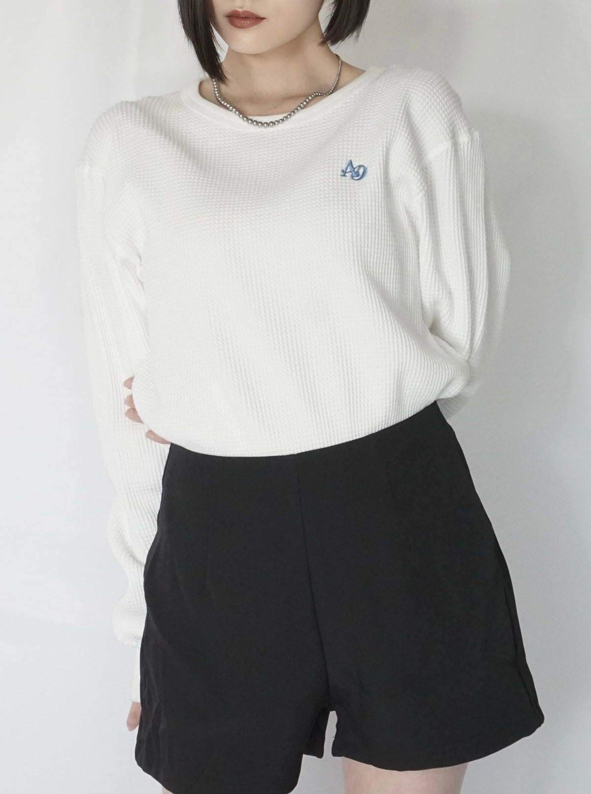 Waffle AD point logo top（WHITE）